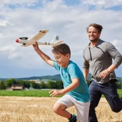 Haba Terra Kids - Werpvliegtuig Maxi 5 Haba Terra Kids - Werpvliegtuig Maxi -Haba Verkoopwinkel haba terra kids werpvliegtuig maxi 3